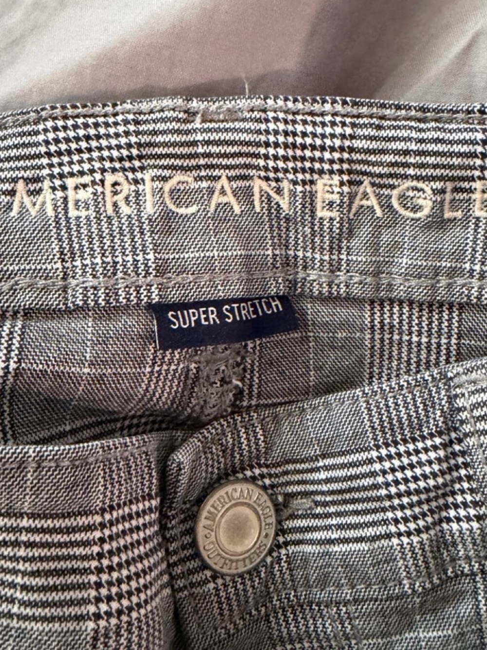(826-2) ✨ American Eagle Outfitters Plaid Super Stretch Mini Skirt ✨ - Picture 5 of 5